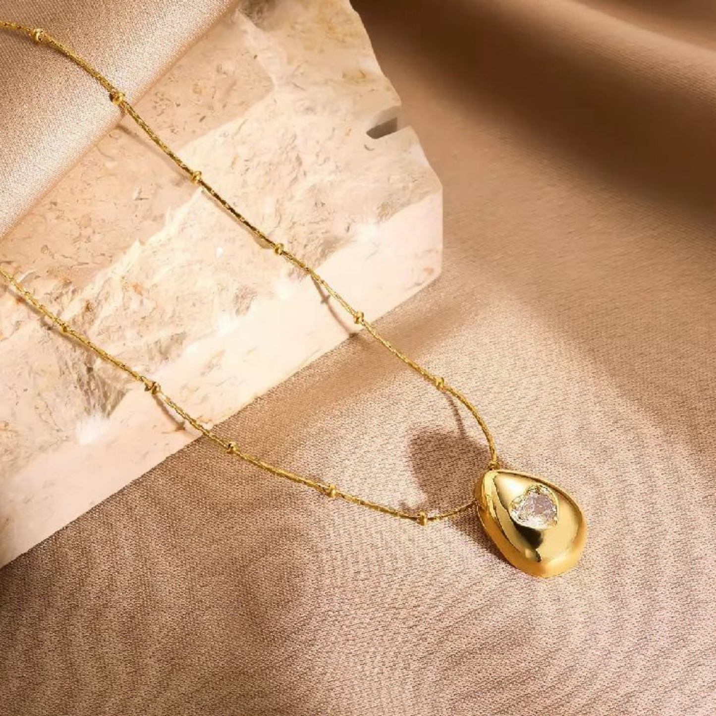 Zariva Aurelia Droplet Cubic Zirconia Gold Necklace – Zariva
