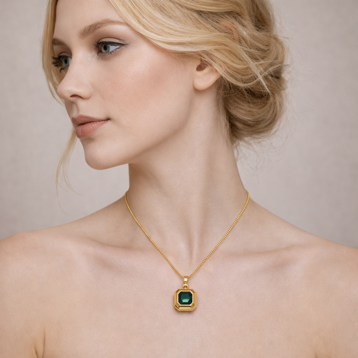 Emerald Dark Green Necklace – Zariva