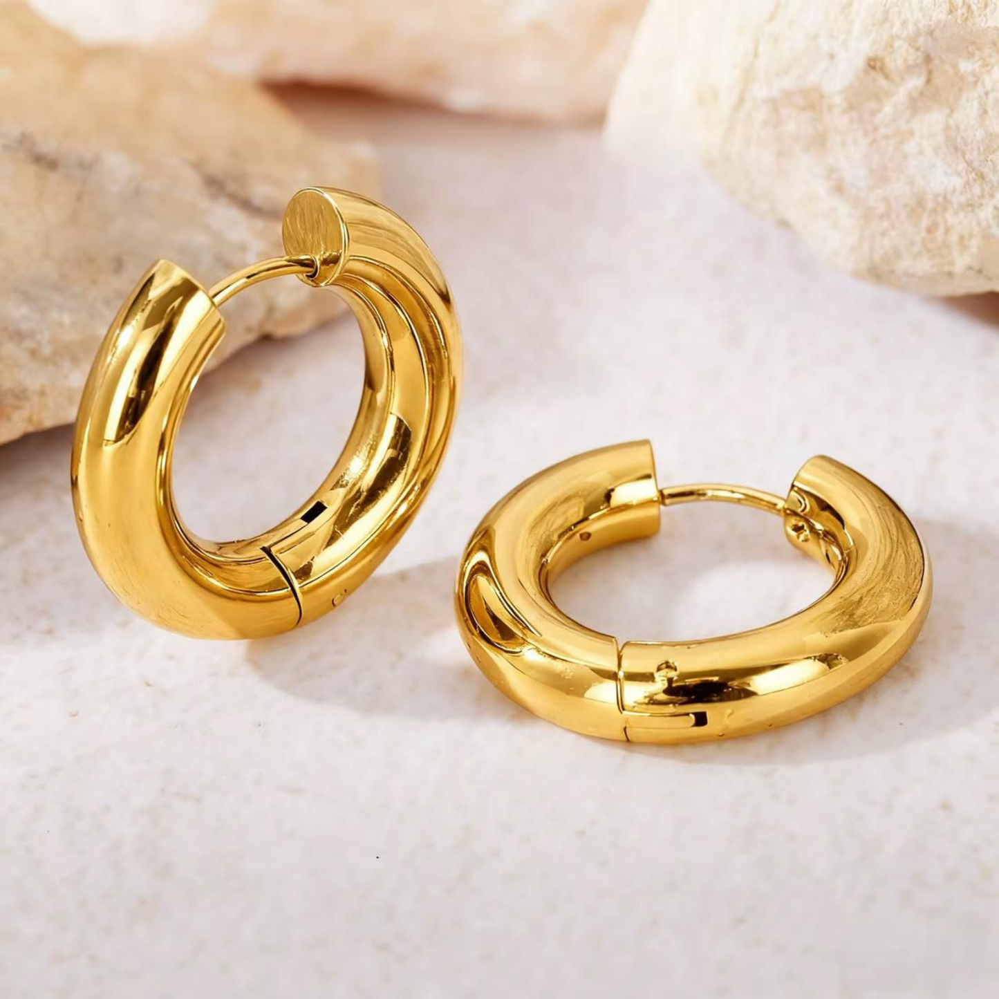 Aurelia Bold Gold Hoop Earrings – Zariva