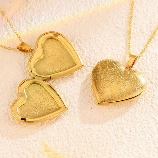 Amora Secret Heart Locket Necklace – Zariva