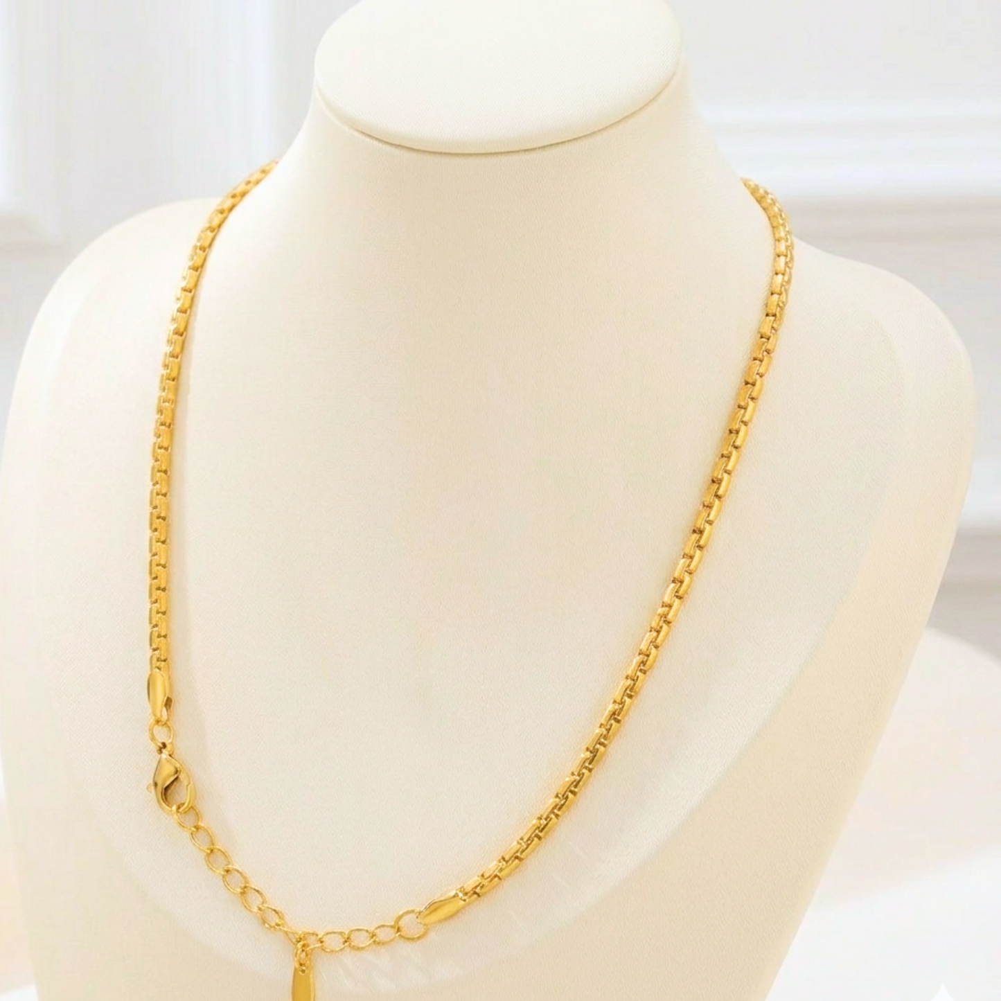 Regal Grid Gold Chain– Zariva