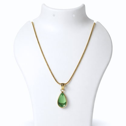 Elara Teardrop Green Crystal Necklace– Zariva