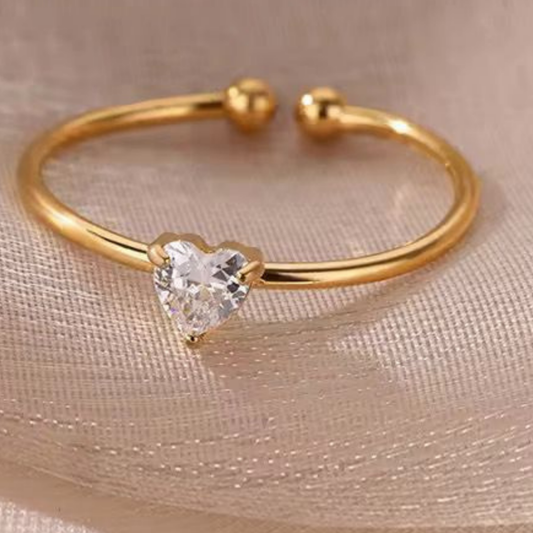 Amora Zircon Heart Solitaire Ring– Zariva