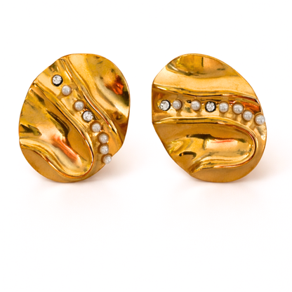 Orla Oval Pearl Stud Earrings